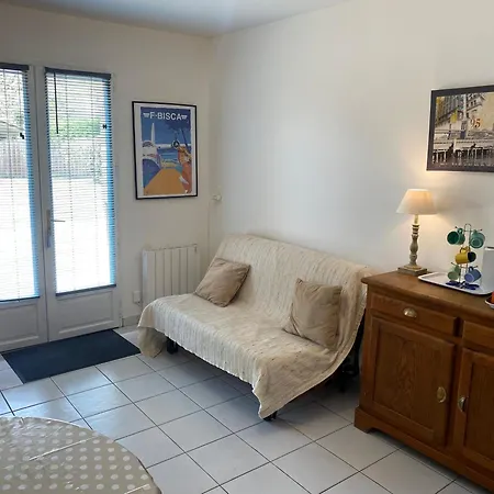 Beau T2 Proche Plages , Commodites Prázdninový dům *