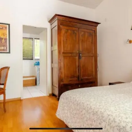 Beau T2 Proche Plages , Commodites Casa de Férias *