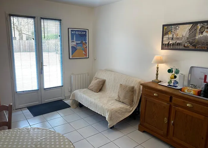 Beau T2 Proche Plages , Commodités Casa vacanze *