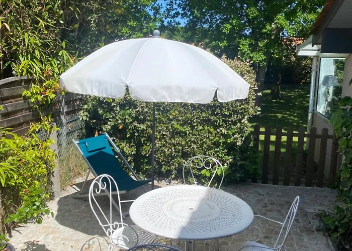 Beau T2 Proche Plages , Commodités Casa vacanze